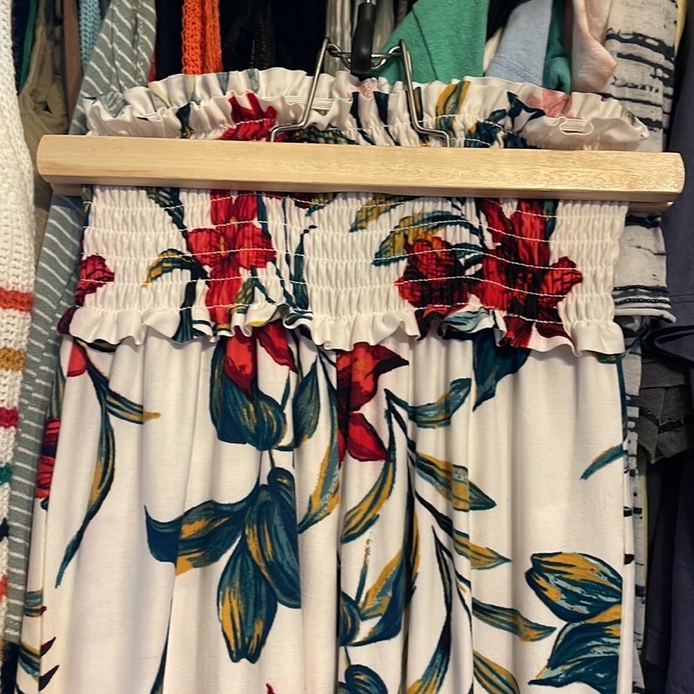 Flowy pants - Picture 2 of 4